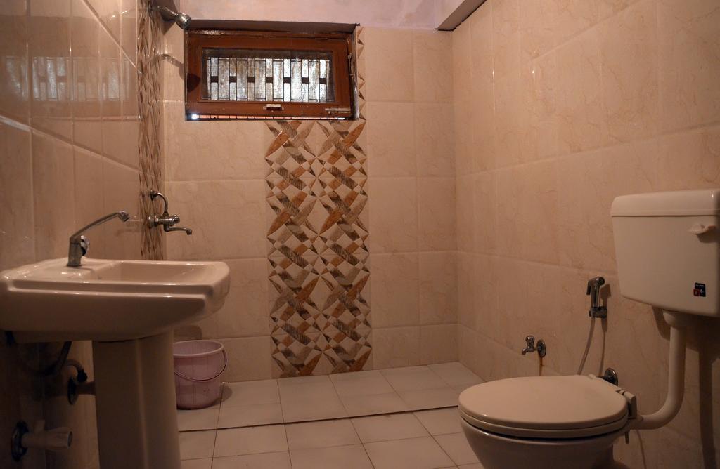 Hotel New Bakshi House Agra  Pokoj fotografie